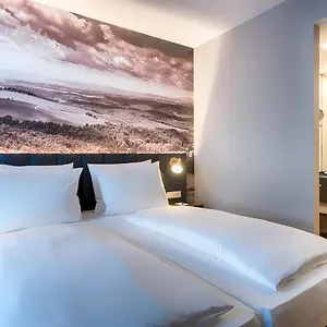 Hotel Empire Suites Hotel